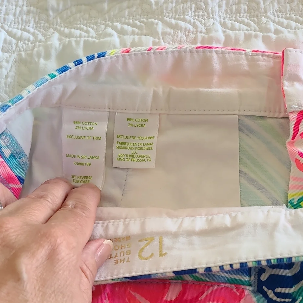 Lilly Pulitzer BUTTERCUP Scalloped Shorts In BEACH PLEASE Size 12 Excellent - Picture 5 of 6